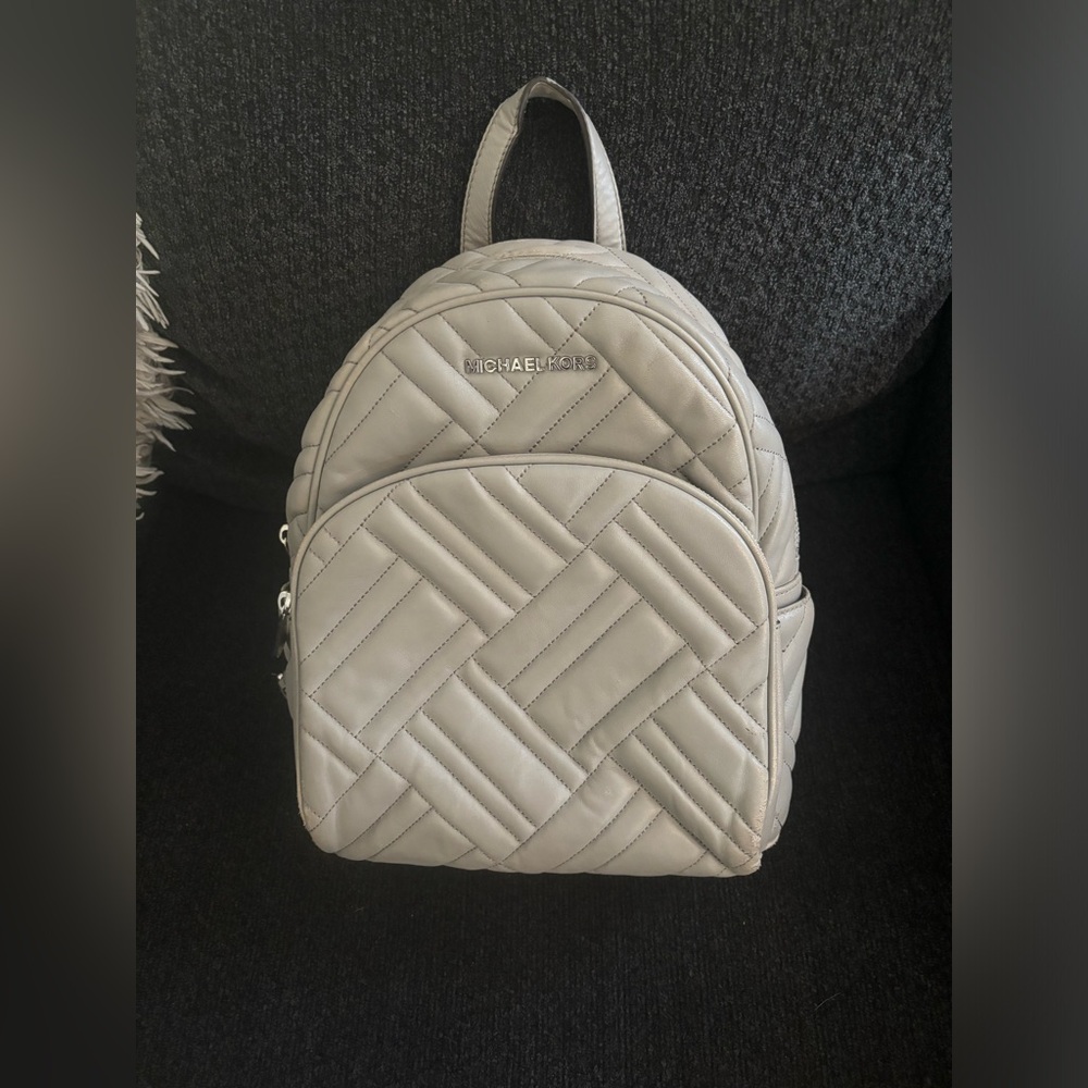 Micheal Kors Abbey Medium Quilted Leather Backpack gray